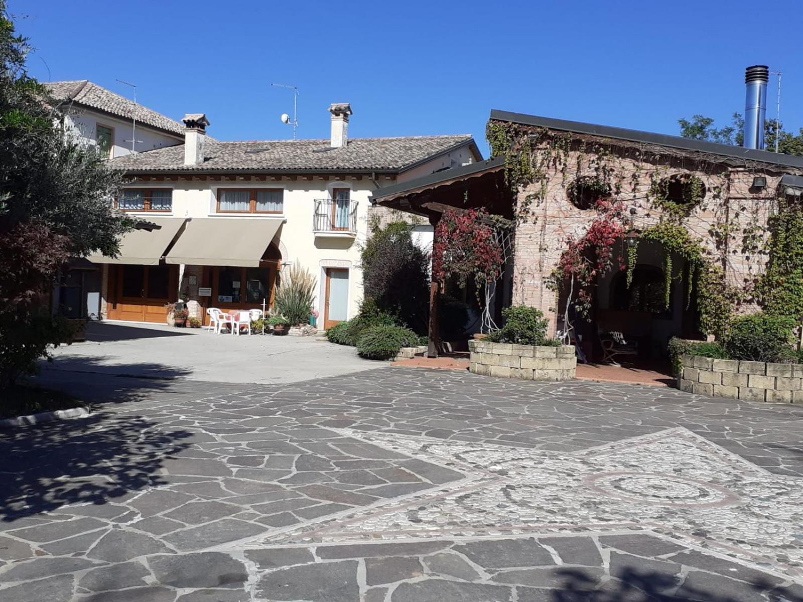 Agriturismo Melo In Fiore Con Camere E Colazioni Nella Zona Del Prosecco Docg Asolo مازِر المظهر الخارجي الصورة