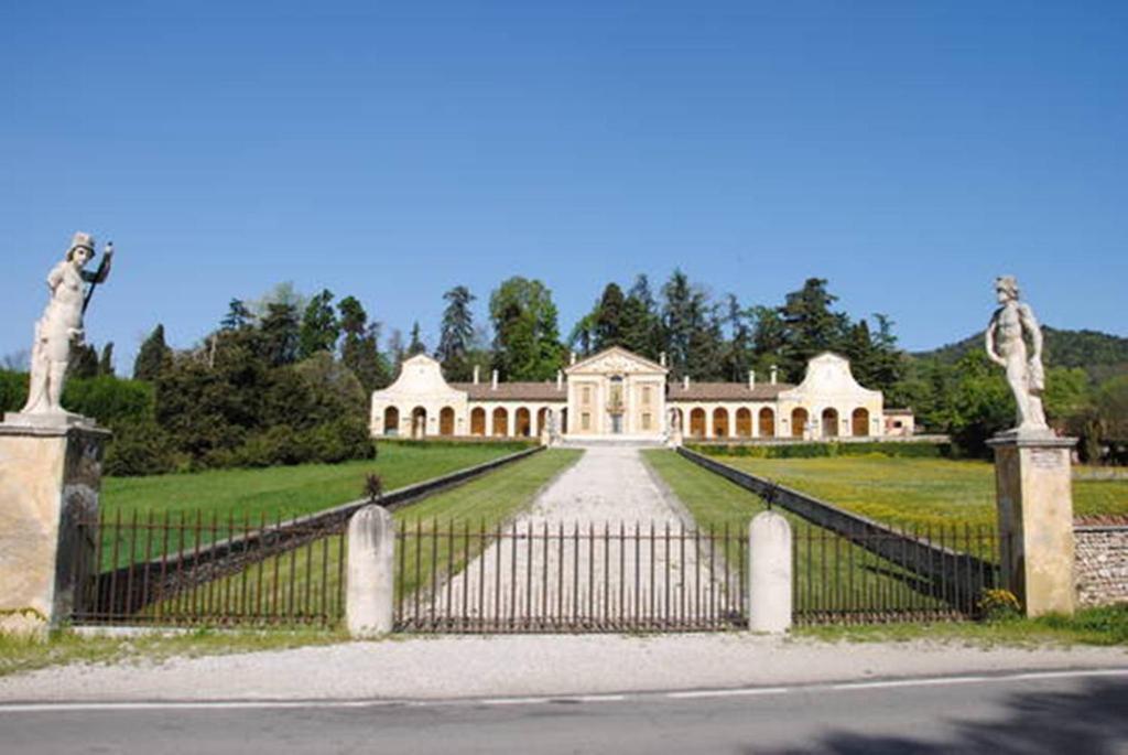 Agriturismo Melo In Fiore Con Camere E Colazioni Nella Zona Del Prosecco Docg Asolo مازِر المظهر الخارجي الصورة